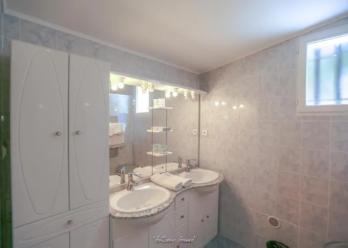 Mari וילה Folelli