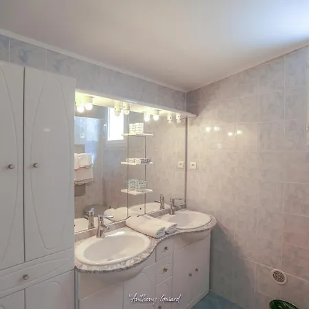 Mari וילה Folelli